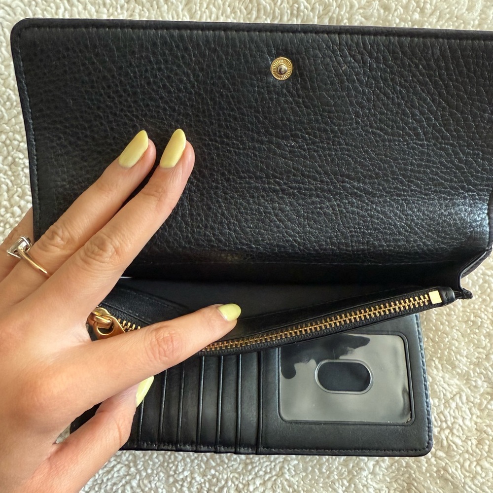 Marc Jacobs Black Leather Wallet - Picture 3 of 4